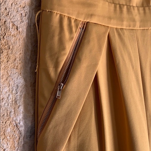 🍂 Xtaren Romper 🍂 - Picture 4 of 8